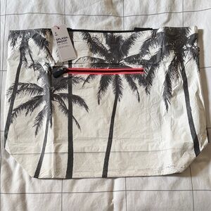 Samudra Black and White Aloha Travel Tote